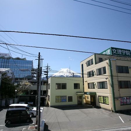 Fujiyama Base Bed & Breakfast Фуджийошида Екстериор снимка