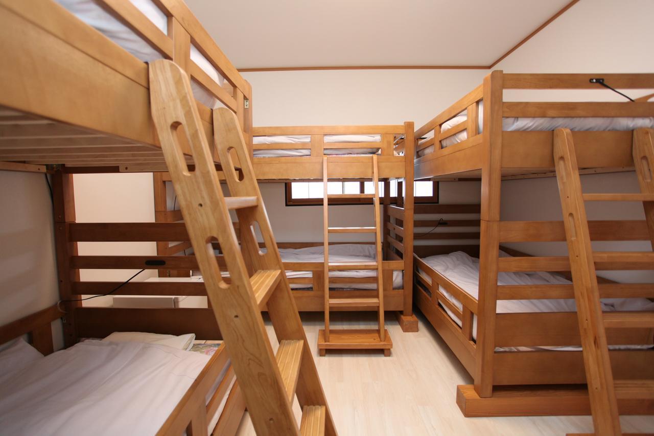 Fujiyama Base Bed & Breakfast Фуджийошида Екстериор снимка